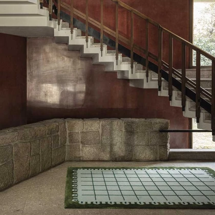 Tappeto CoDeco con cornice Verde di Carpet Edition