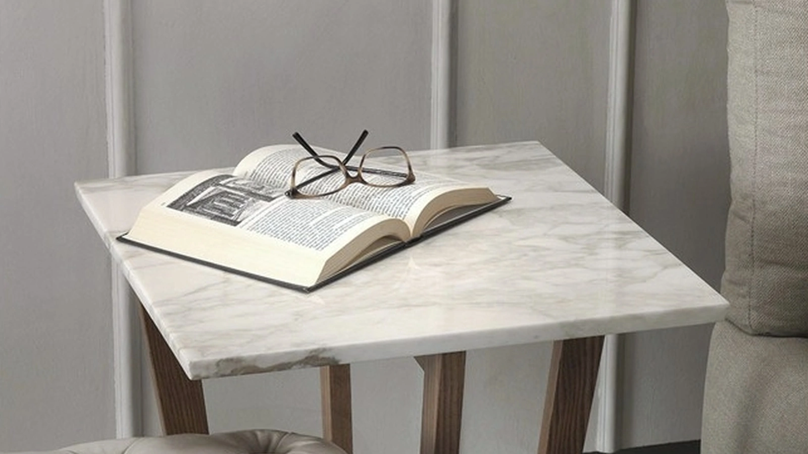 Tavolino City in marmo di Pacini e Cappellini