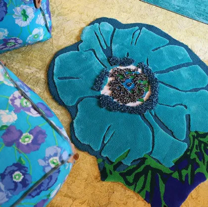 Tappeto Eula Flower di Carpet Edition