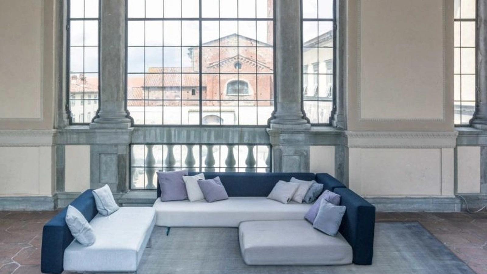 Tappeto Gradation Sonic Blue in Viscosa e Lana di Carpet Edition