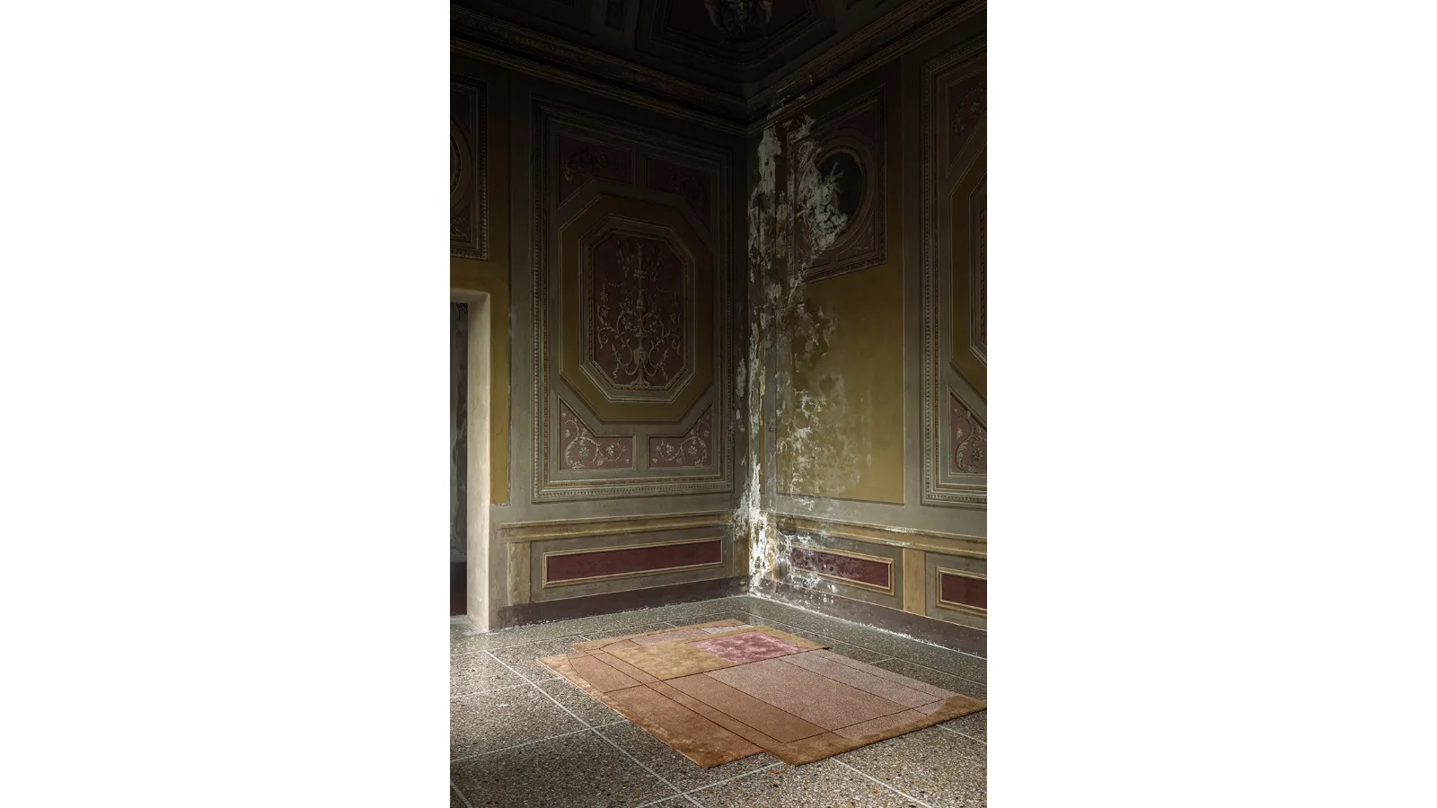 Tappeto ispirato alle forme architettoniche Lòbia Terra di Carpet Edition
