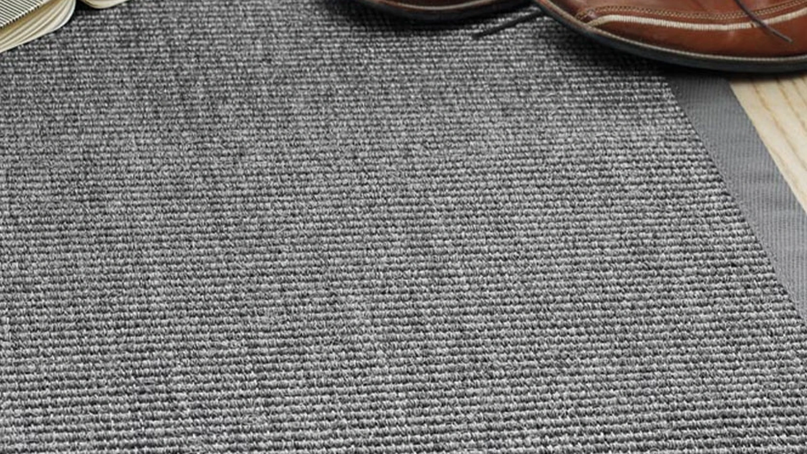 Tappeto Sisal Grigio di Carpet Edition