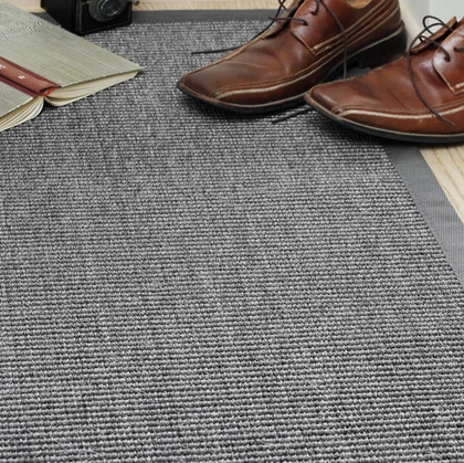 Tappeto Sisal Grigio di Carpet Edition