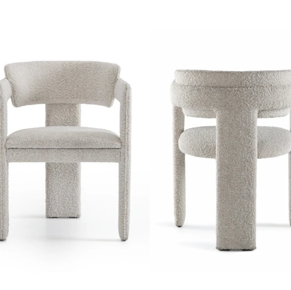 Sedia Iris in tessuto imbottito di Pacini e Cappellini