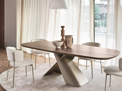 Tavolo Axiom legno di Calligaris