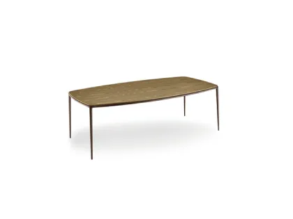 Tavolo Lea con top in legno di Midj