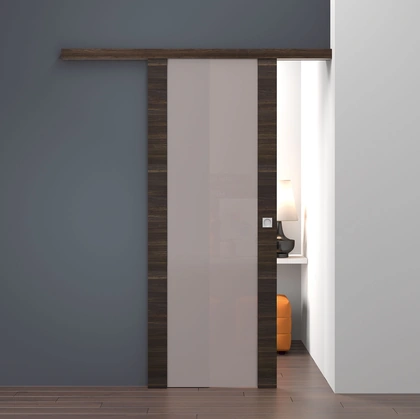 Porta per interni scorrevole Luce in Larice Antico e Vetro Satin Bronze di DoorArreda