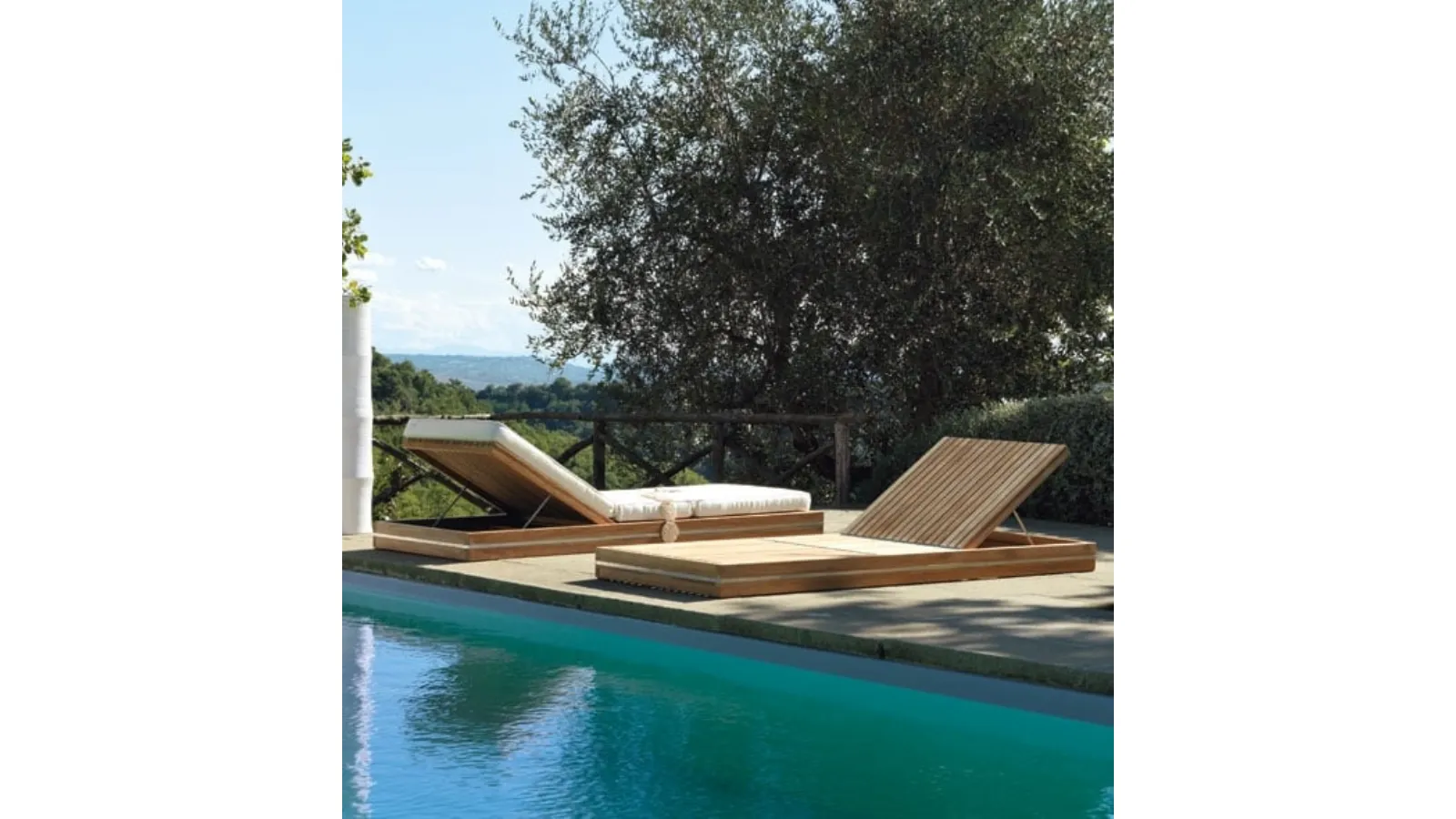 Lettino in Teak Essenza di Ethimo