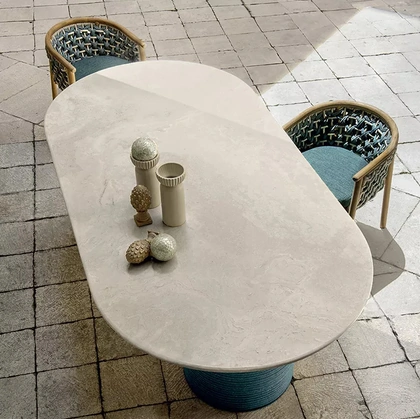Tavolo Patio in marmo di Ethimo