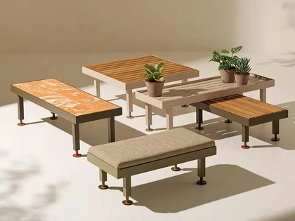 Tavolini Seeds in cotto o teak di Ethimo